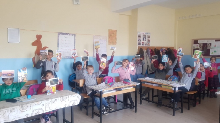 Kardeş okulumuzun hediyelerini ulaştırdık